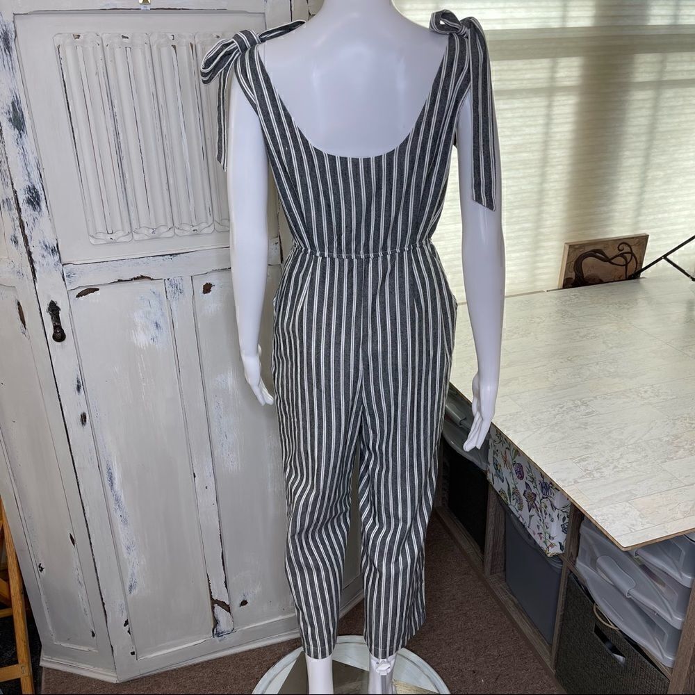 Mod Ref Blue White Stripe Capri Style Jumpsuit Size Small - Picture 4 of 15